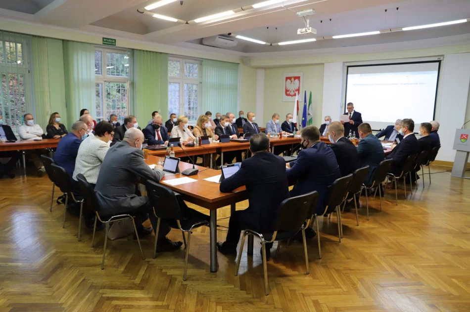 Informacja o XX nadzwyczajnej sesji Rady Gminy Limanowa  - zdjęcie 5