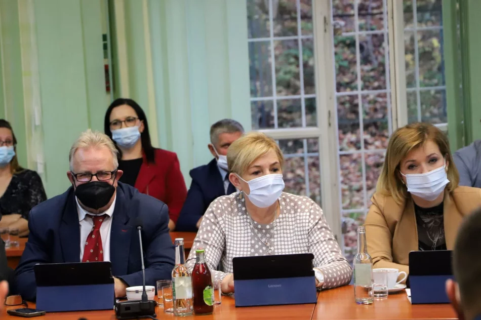 Informacja o XX nadzwyczajnej sesji Rady Gminy Limanowa  - zdjęcie 8