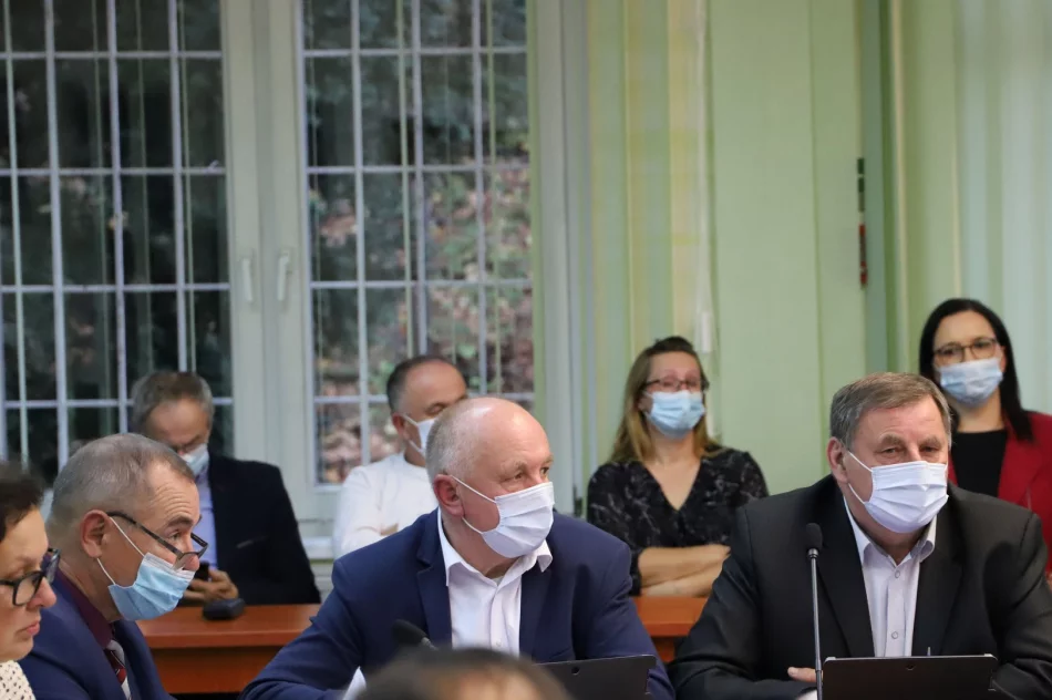 Informacja o XX nadzwyczajnej sesji Rady Gminy Limanowa  - zdjęcie 9