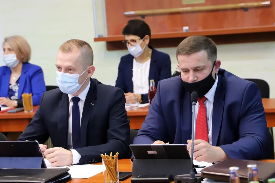 Informacja o XX nadzwyczajnej sesji Rady Gminy Limanowa  - zdjęcie 12