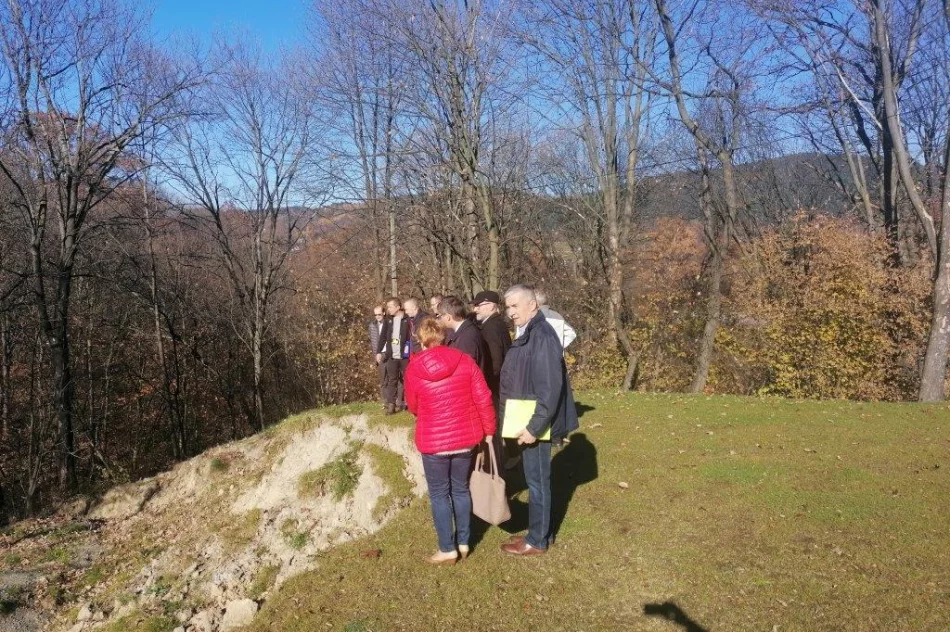 Nowe ruchy osuwiskowe w centrum miejscowości - zdjęcie 3