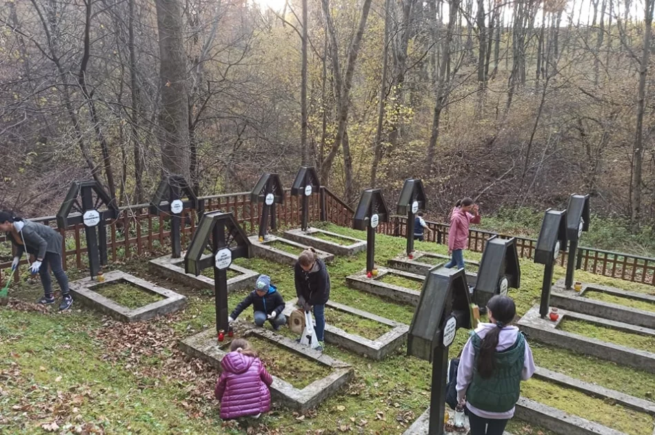 Uczniowie pamiętali o poległych żołnierzach - zdjęcie 13