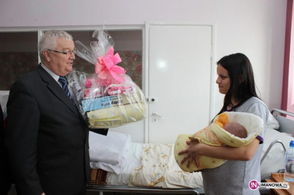 Przyszła na świat 10 minut po północy - zdjęcie 3