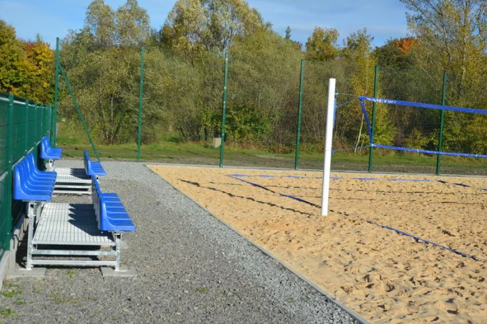 Dzięki dotacji MIRS przebudowano boisko - zdjęcie 2