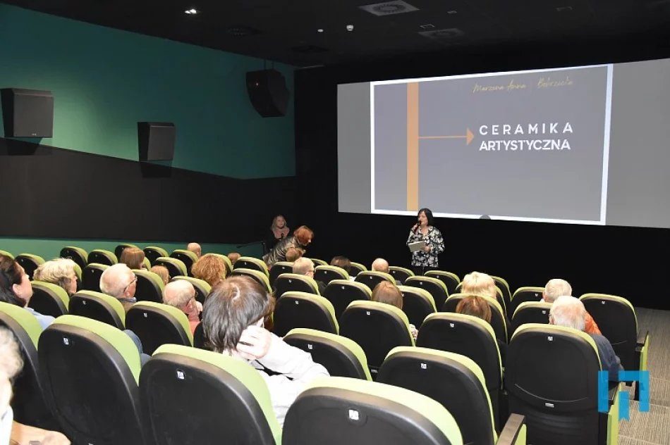 „Spójności i sprzeczności” w Miejskiej Galerii Sztuki - zdjęcie 3