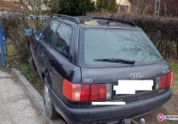 Skradzione audi odnalezione na ogrodzeniu - zdjęcie główne