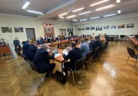 Retransmisja nadzwyczajnej sesji - zdjęcie główne