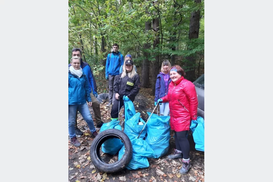 Druhowie z OSP Limanowa wzięli udział w akcji „Czyste szlaki Powiatu Limanowskiego” - zdjęcie 3