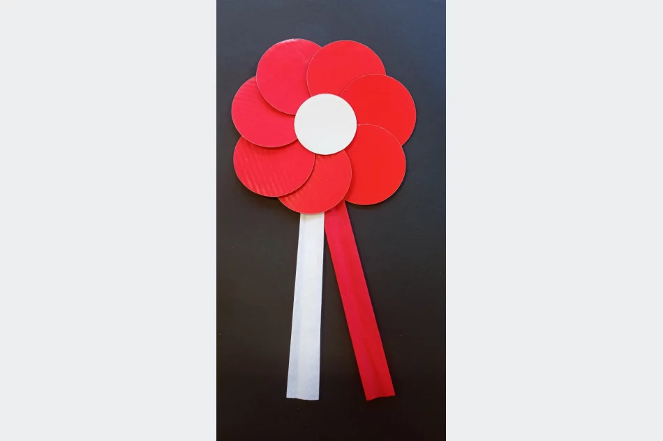 Udział świetlicy szkolnej SP nr 2 w Międzynarodowej Wirtualnej Wystawie Twórczej „KOTYLIONY DLA OJCZYZNY“ - zdjęcie 9