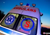 Spadł przez dziurę w wiadukcie na ulicę - zdjęcie główne