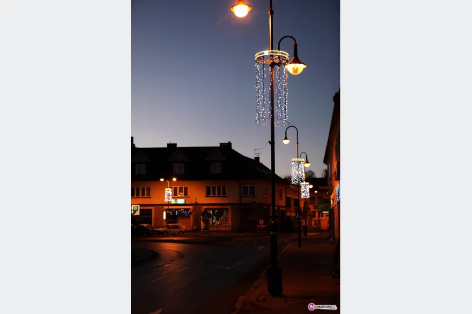 Świąteczne oświetlenia w miastach - zdjęcie 2