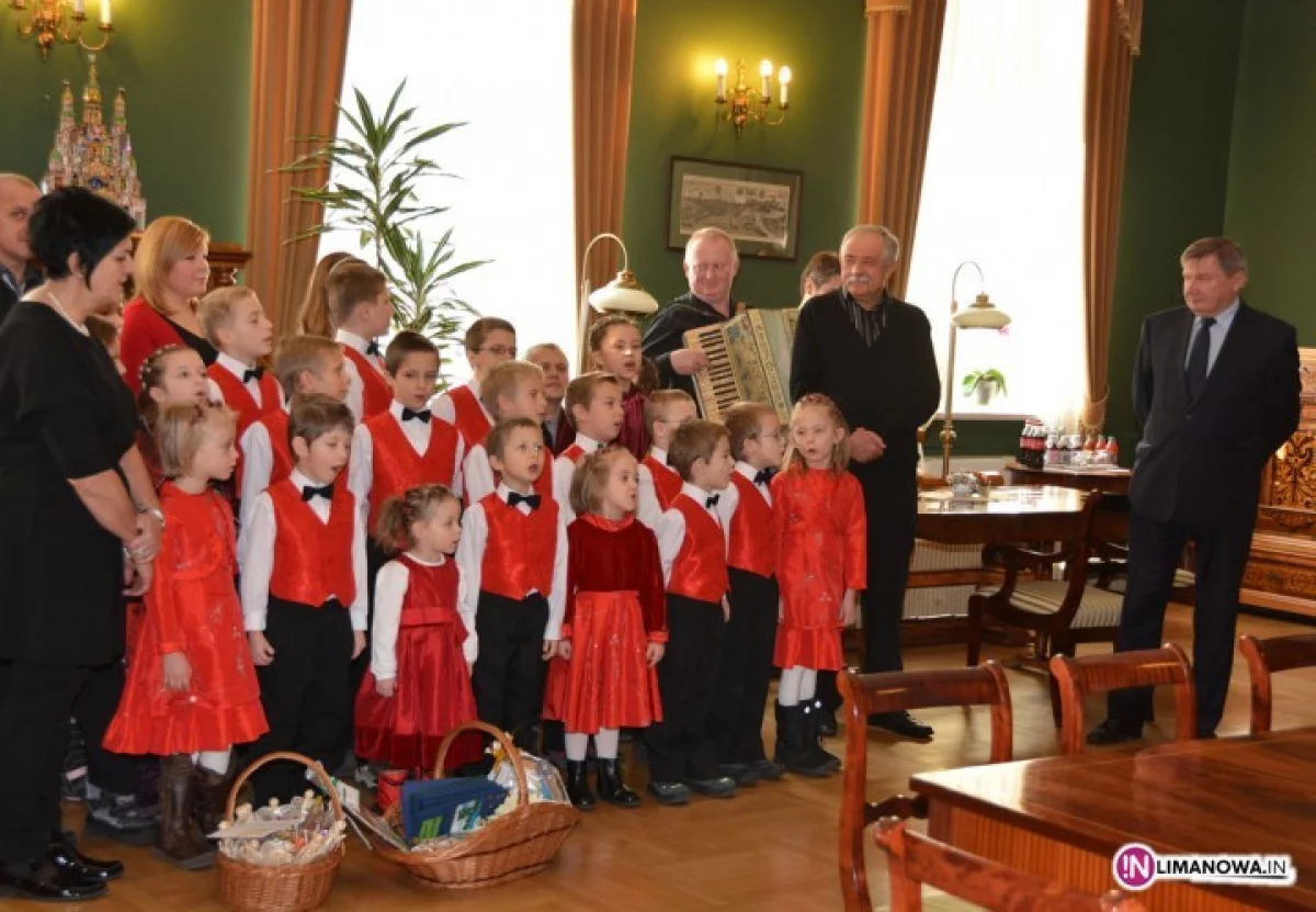 Mali kolędnicy ze Żmiącej w Krakowie