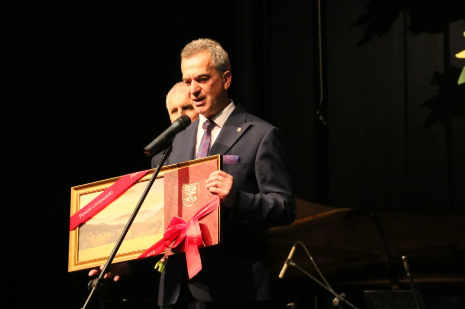 Oficjalne otwarcie przebudowanego Limanowskiego Domu Kultury - zdjęcie 17