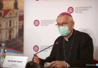 Episkopat prosi o zbiórkę funduszy na rzecz migrantów z granicy polsko-białoruskiej - zdjęcie główne
