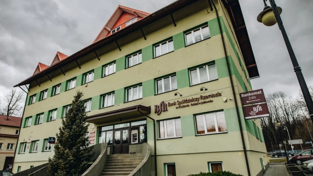 Trzy oferty na budowę magazynu obrony cywilnej