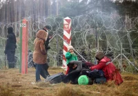 Podlaskie: w obozowisku na polsko-białoruskiej granicy przebywa ok. 800 osób - zdjęcie główne