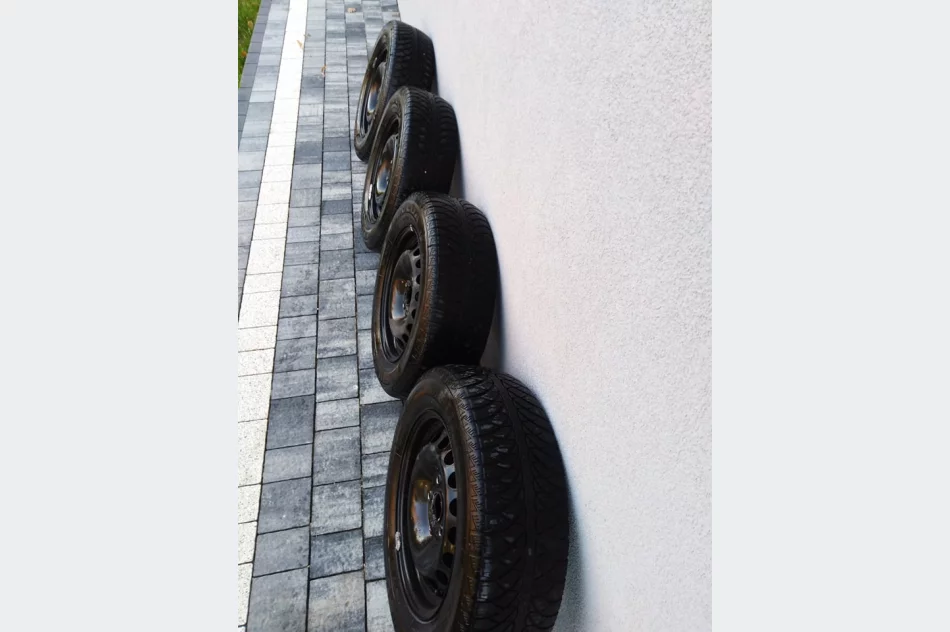 Opony zimowe Fulda 195/65/R15  z felgami !!!!!!!!!!!!! - zdjęcie 2