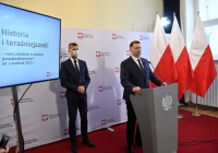 W szkołach pojawi się nowy obowiązkowy przedmiot "Historia i teraźniejszość" - zdjęcie główne