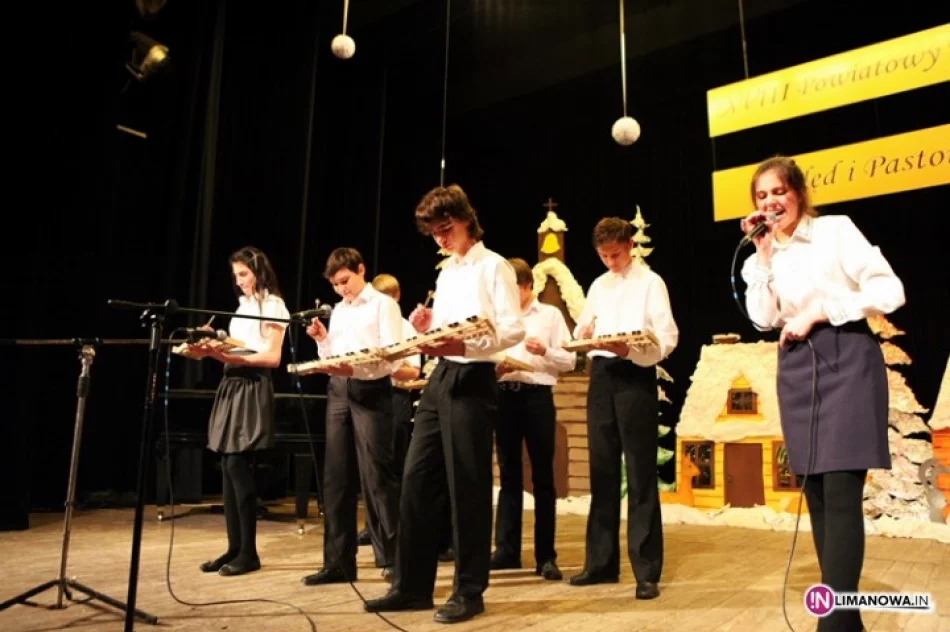 Blisko 300 uczniów kolędowało w LDK - zdjęcie 3