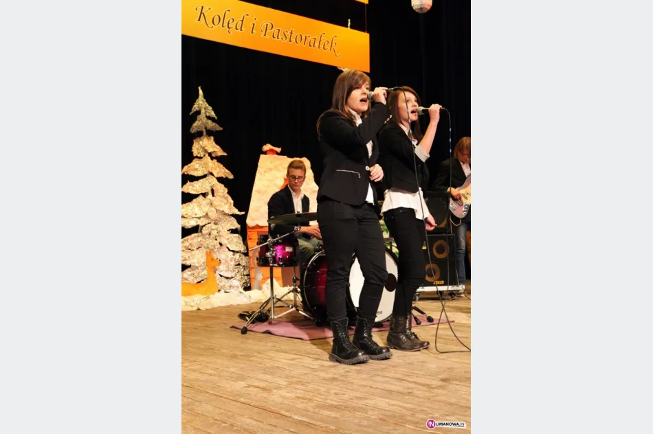 Blisko 300 uczniów kolędowało w LDK - zdjęcie 4