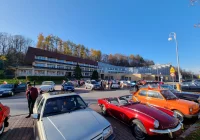 Kawalkada samochodów zabytkowych. Jutro  Rajd Polski Historyczny - zdjęcie główne