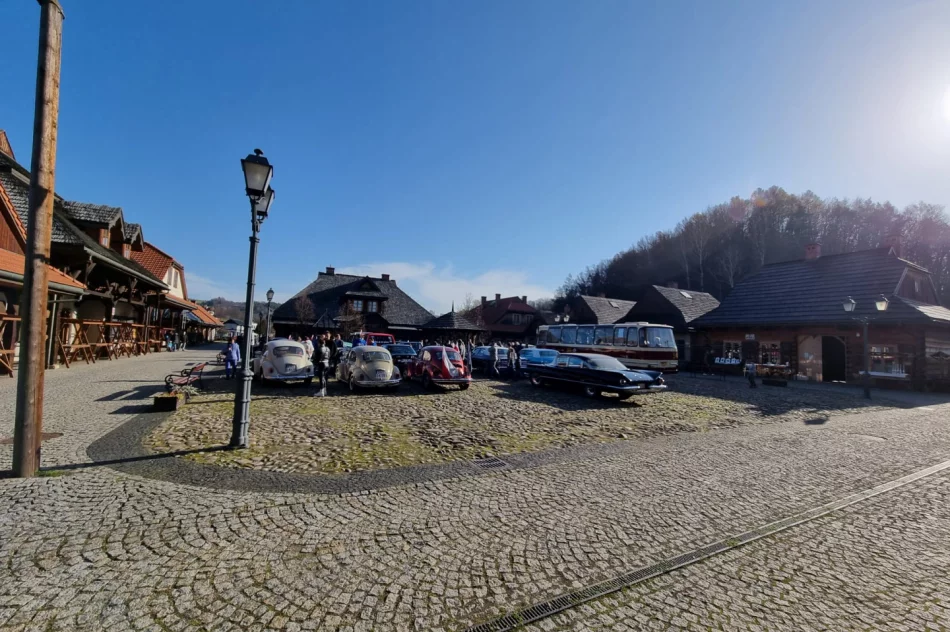 Kawalkada samochodów zabytkowych. Jutro  Rajd Polski Historyczny - zdjęcie 7