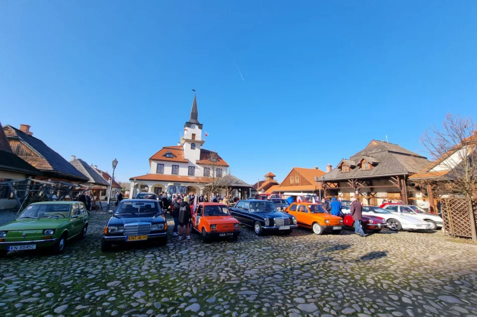 Kawalkada samochodów zabytkowych. Jutro  Rajd Polski Historyczny - zdjęcie 10