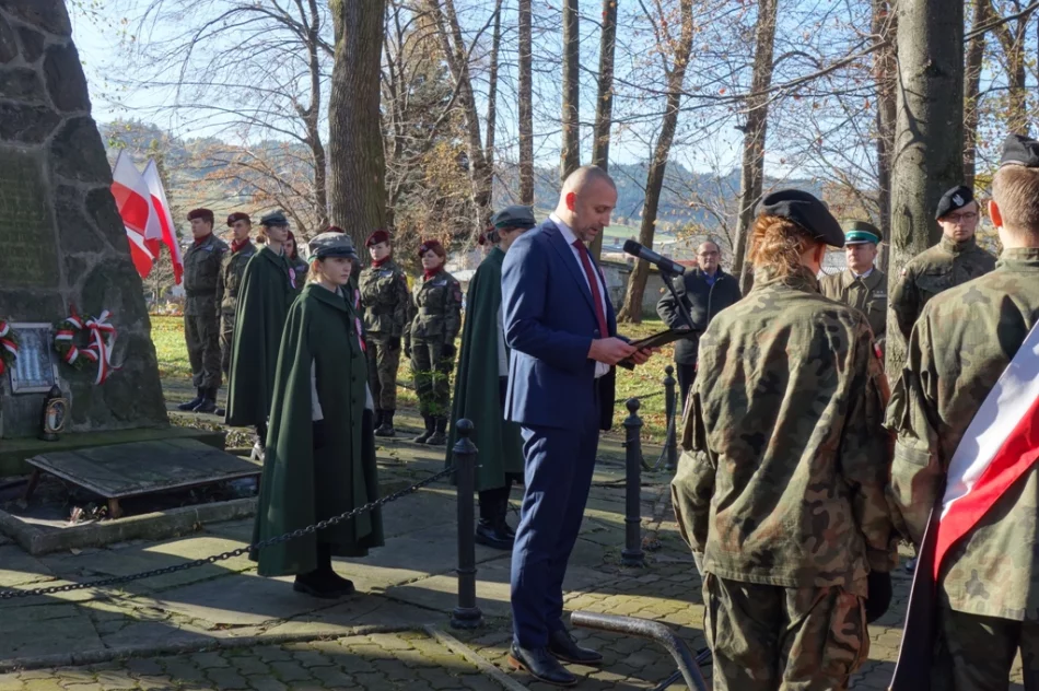 Obchody Święta Niepodległości w Łososinie Górnej - zdjęcie 10