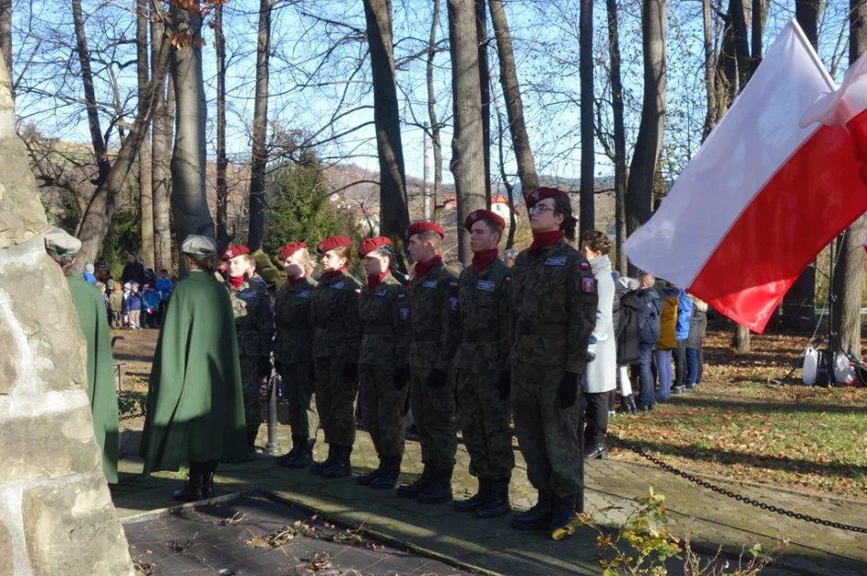 Obchody Święta Niepodległości w Łososinie Górnej - zdjęcie 12