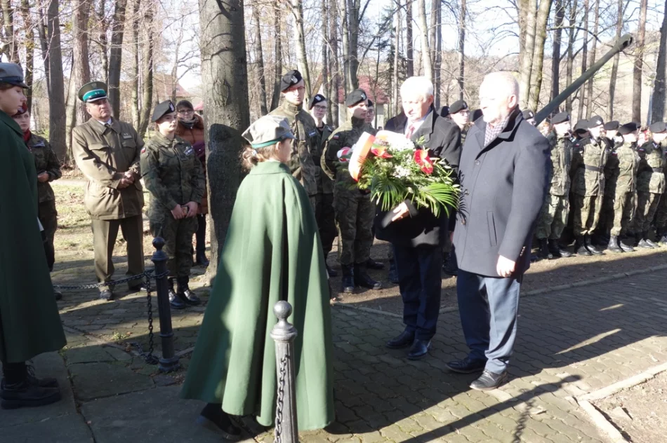 Obchody Święta Niepodległości w Łososinie Górnej - zdjęcie 15