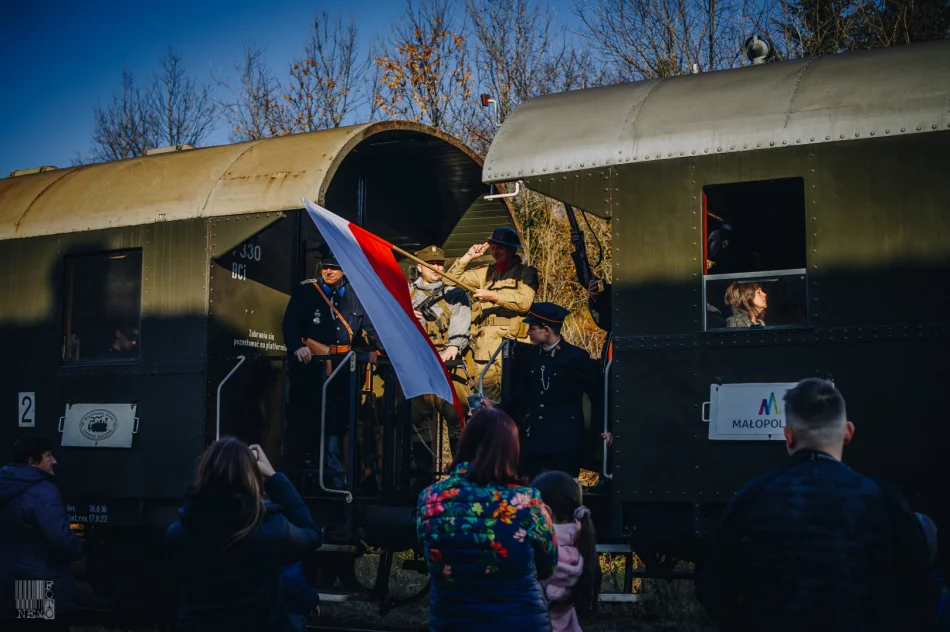 Pociąg wolności na 103. rocznicę odzyskania niepodległości - zdjęcie 13