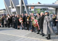 Obchody Święta Niepodległości na limanowskim rynku - zdjęcie główne