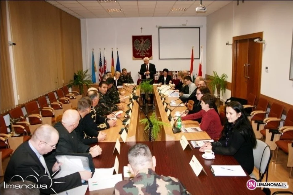 Węgierski MON w Limanowej - zdjęcie 2