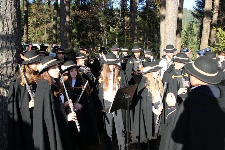 Patriotyczna impreza zgromadziła mieszkańców dwóch gmin - zdjęcie 3