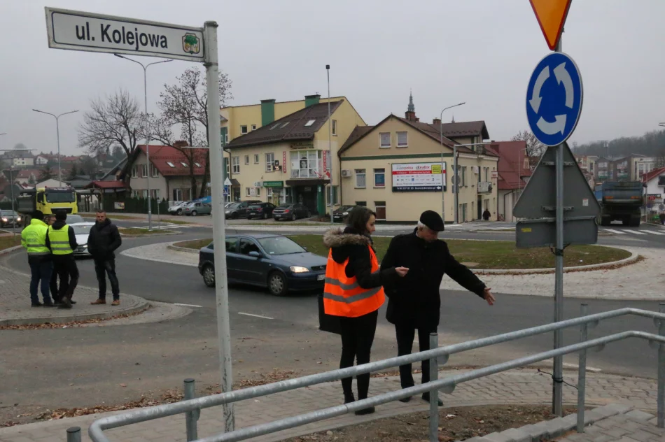 Odbiór techniczny ronda w ciągu DK 28 - zdjęcie 11