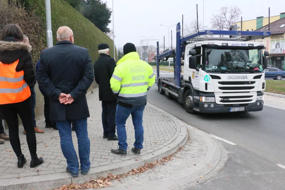 Odbiór techniczny ronda w ciągu DK 28 - zdjęcie 12