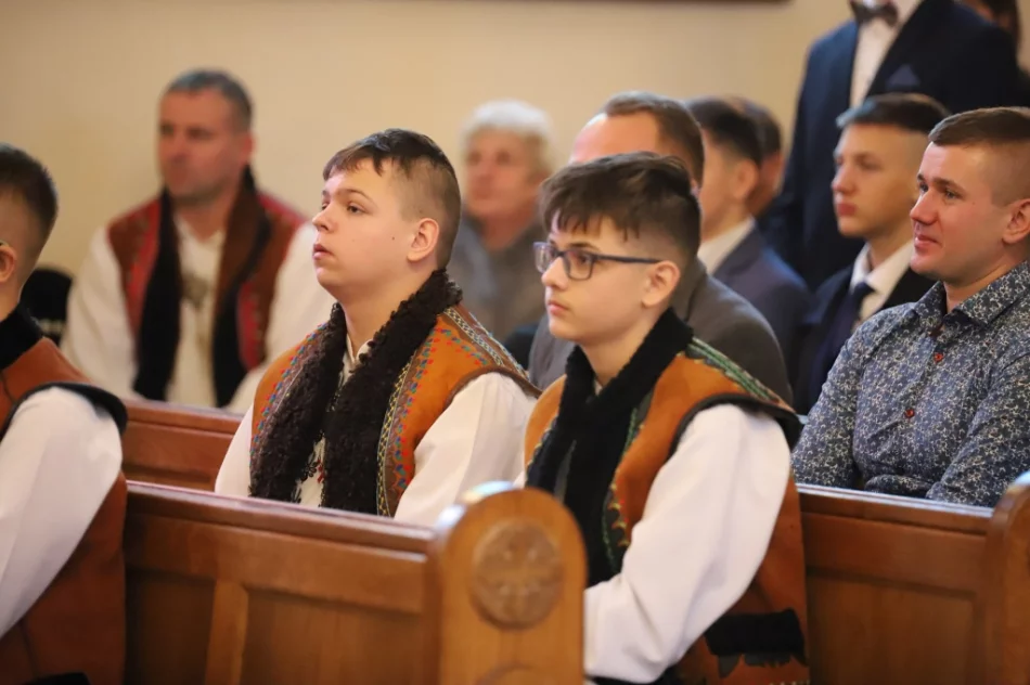 "Zawsze, gdy napotkacie na swej drodze Krzyż, oddajcie mu najwyższą cześć i szacunek" - zdjęcie 8