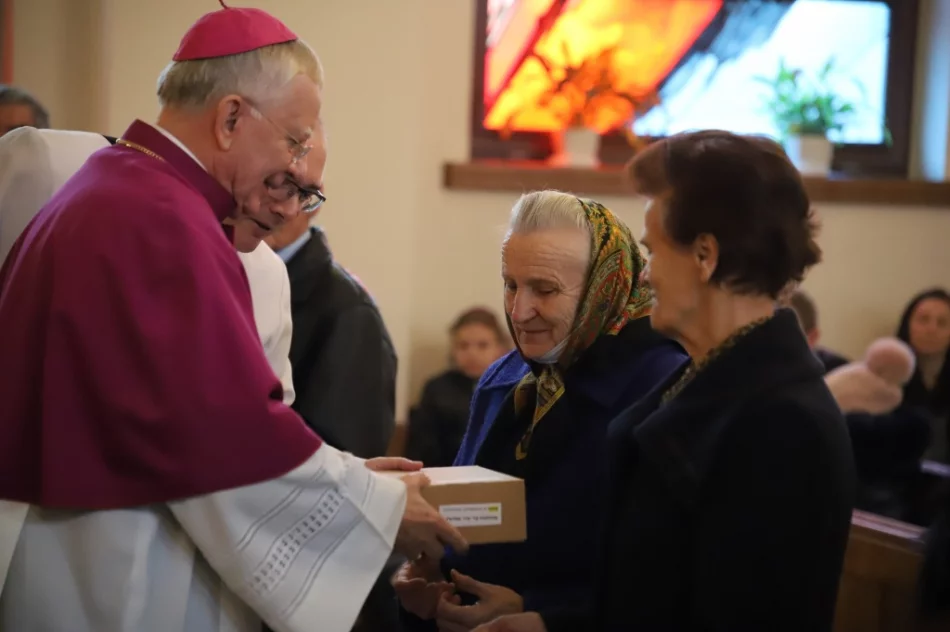 "Zawsze, gdy napotkacie na swej drodze Krzyż, oddajcie mu najwyższą cześć i szacunek" - zdjęcie 19