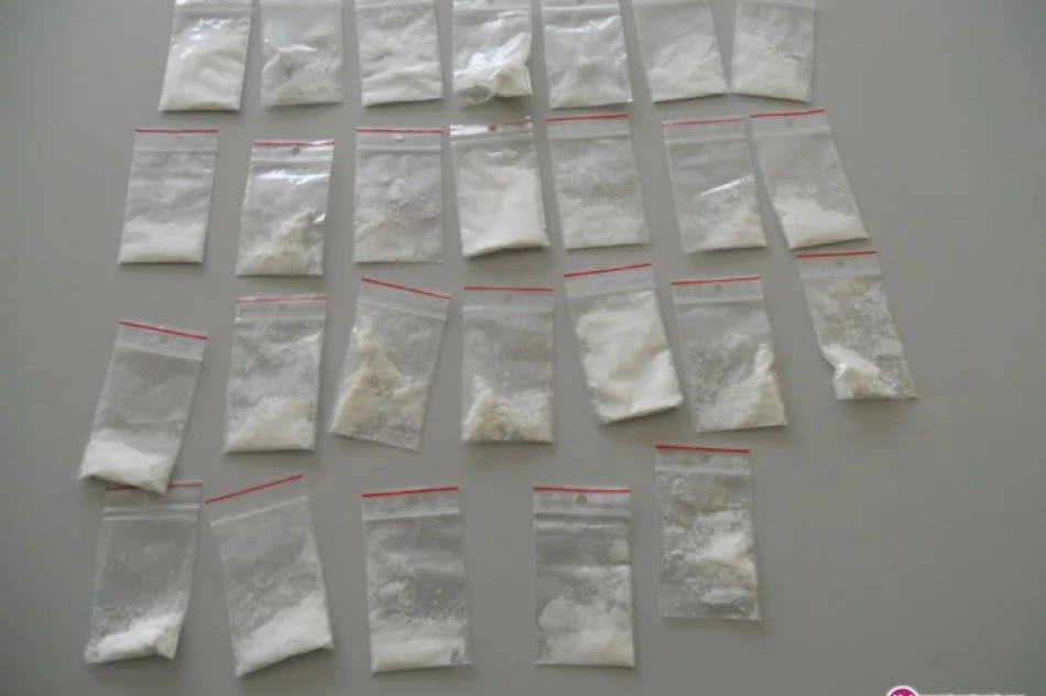 Skrytka z narkotykami w aucie 21-latka - zdjęcie 2