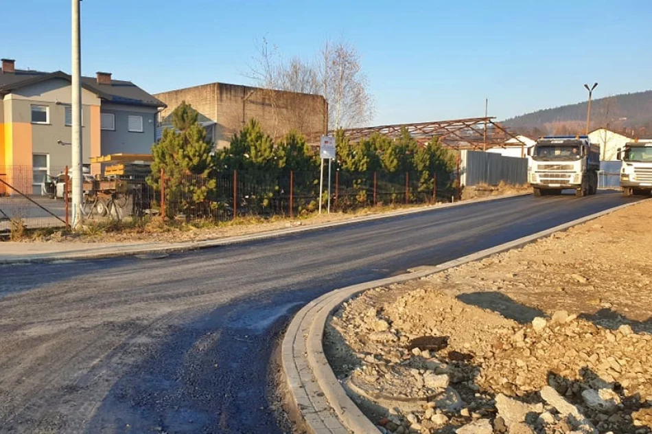 Pierwsza warstwa nawierzchni na nowej drodze - zdjęcie 2