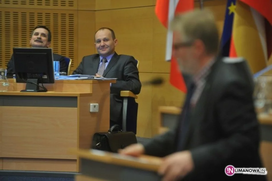 Poseł chce odwołania marszałka - zdjęcie 2