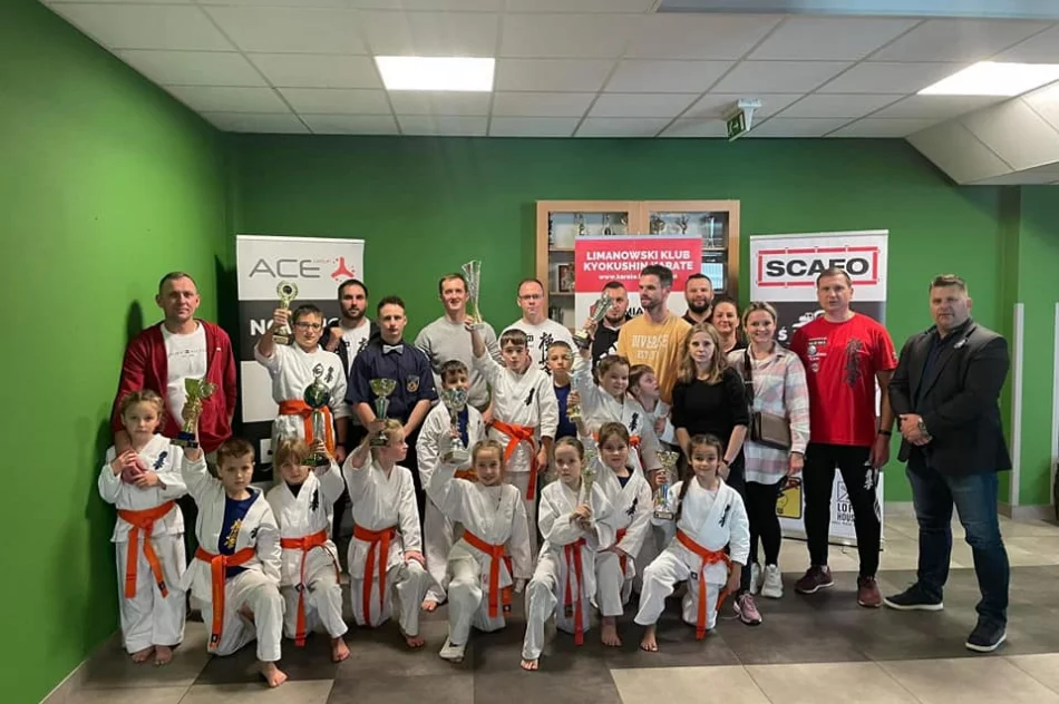 Zawodnicy Limanowskiego Klubu Kyokushin Karate wywalczyli medale podczas Turnieju Oyama Karate oraz na Międzynarodowym Grand Prix Beskidów - zdjęcie 7
