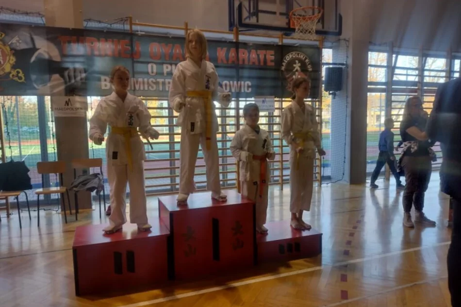 Zawodnicy Limanowskiego Klubu Kyokushin Karate wywalczyli medale podczas Turnieju Oyama Karate oraz na Międzynarodowym Grand Prix Beskidów - zdjęcie 11