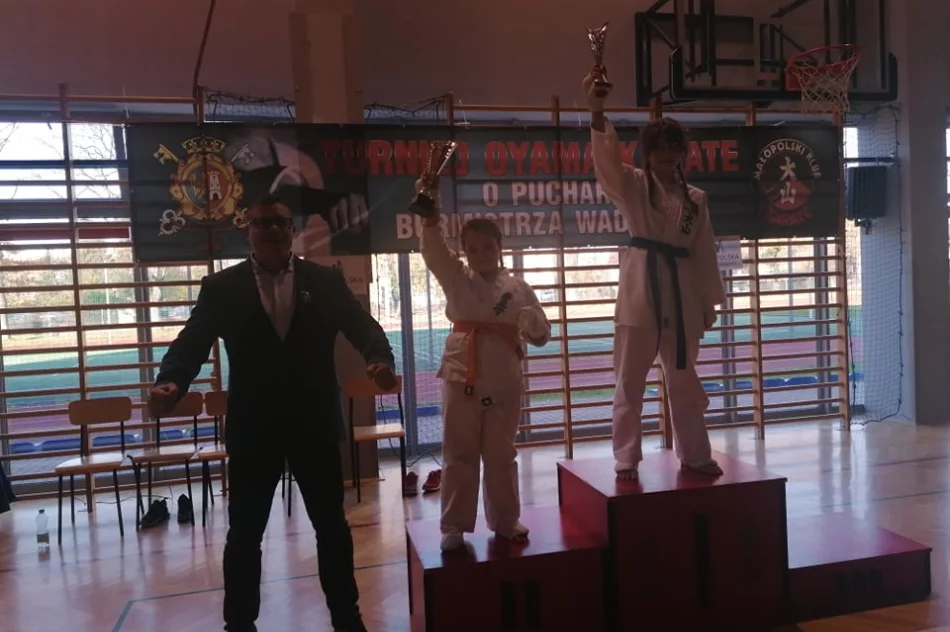 Zawodnicy Limanowskiego Klubu Kyokushin Karate wywalczyli medale podczas Turnieju Oyama Karate oraz na Międzynarodowym Grand Prix Beskidów - zdjęcie 14