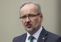 Czy będą nowe obostrzenia, przymusowe szczepienia? Co ze świętami? Rozmowa z ministrem - zdjęcie główne