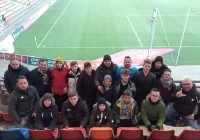 Harnaś: młodzi zawodnicy w nagrodę na pierwszoligowy mecz - zdjęcie główne