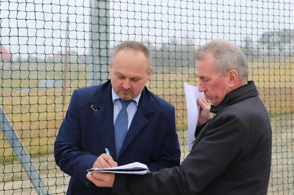 Oddano kolejne boisko sportowe o nawierzchni syntetycznej w gminie Limanowa - zdjęcie 6