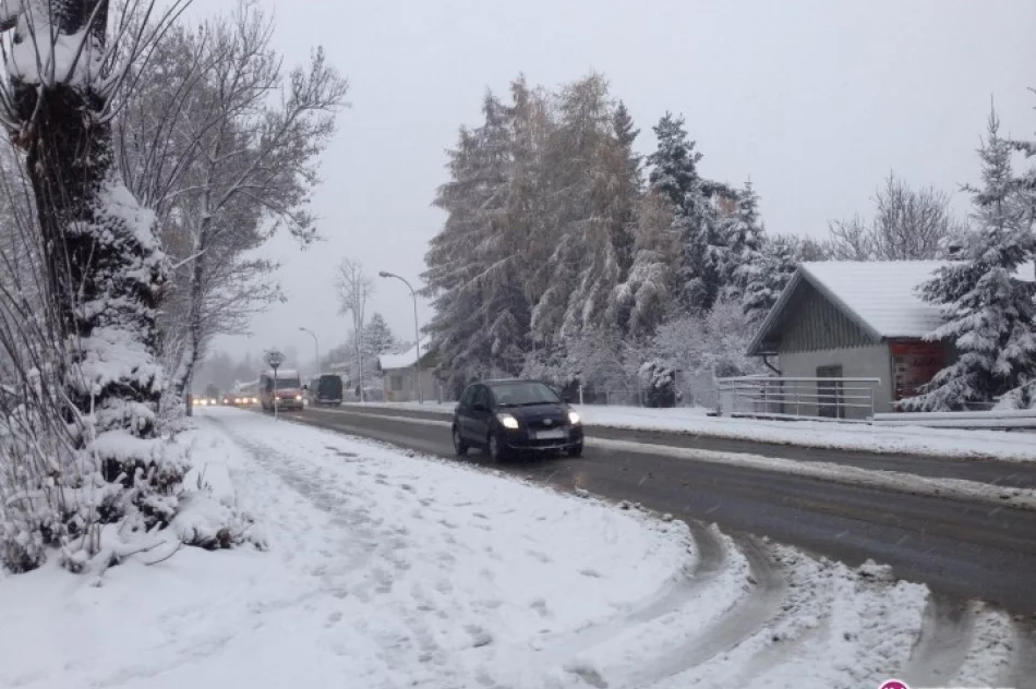 Śnieg na drogach. Możliwe utrudnienia - zdjęcie 3