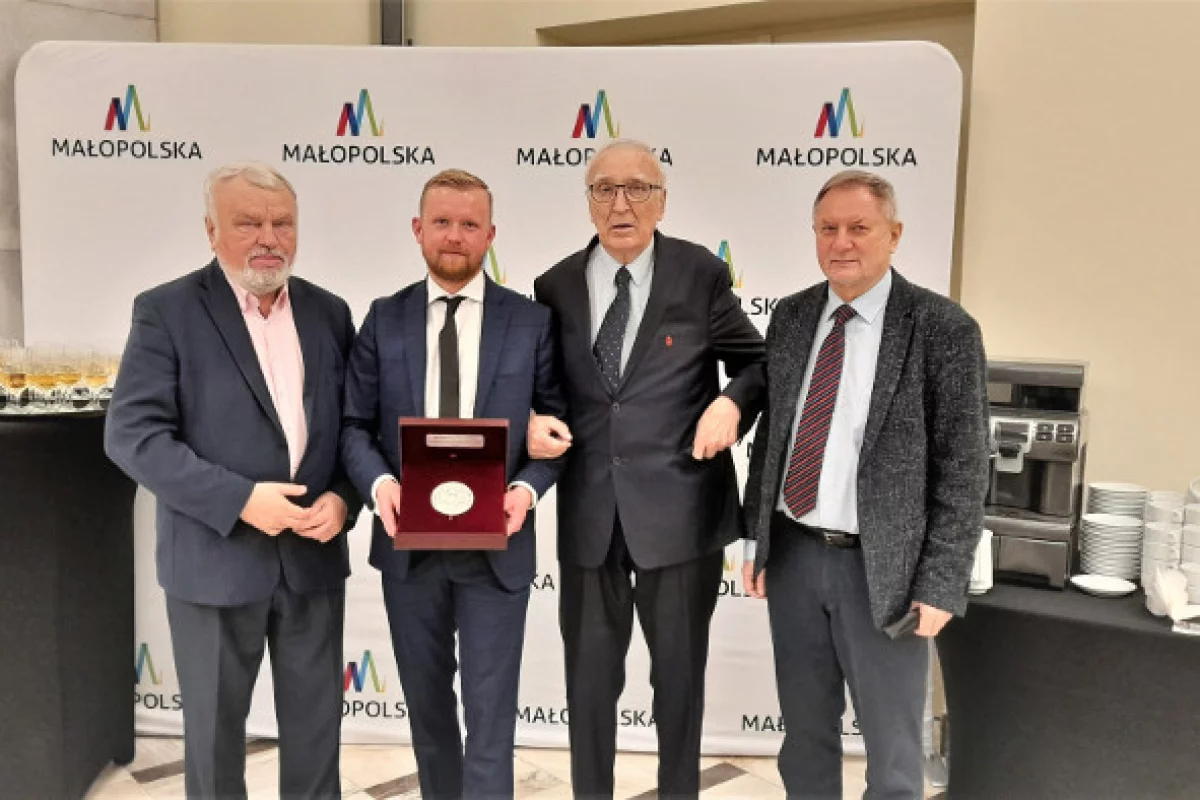 Reprezentant środowiska futbolowego laureatem województwa Małopolskiego