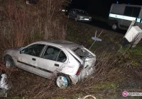 Uderzył w rogatki. Szukają kierowcy - zdjęcie główne